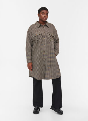 Long checkered shirt jacket with chest pockets, Houndstooth, Model image number 2