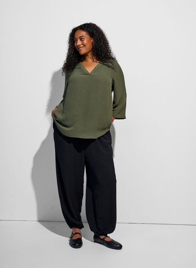 Blouse with 3/4 sleeves, Green, Model image number 1