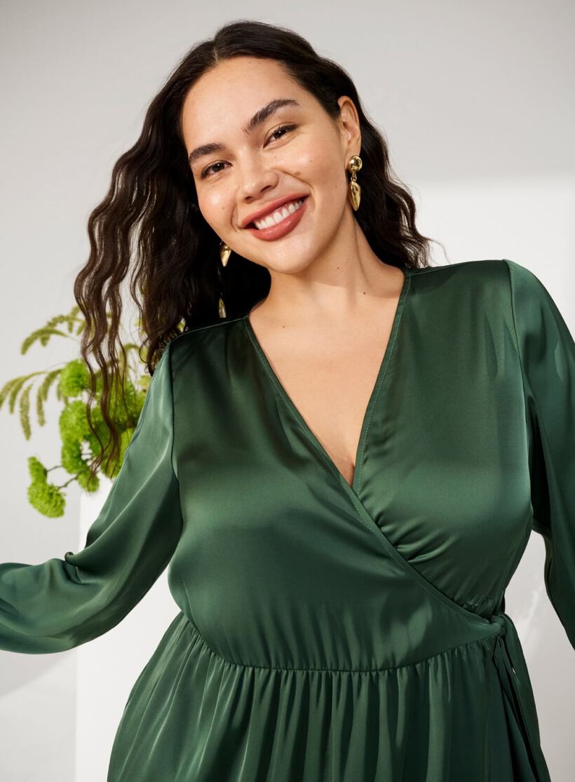 Green wrap dress, , Model, 2