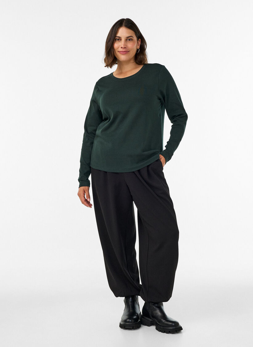 Long-sleeved basic T-shirt with round neck, Green, Model image number 1