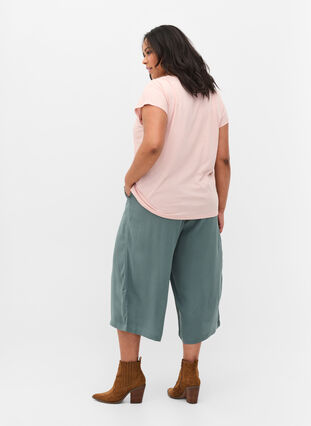 Loose culotte trousers in viscose, Balsam Green, Model image number 1