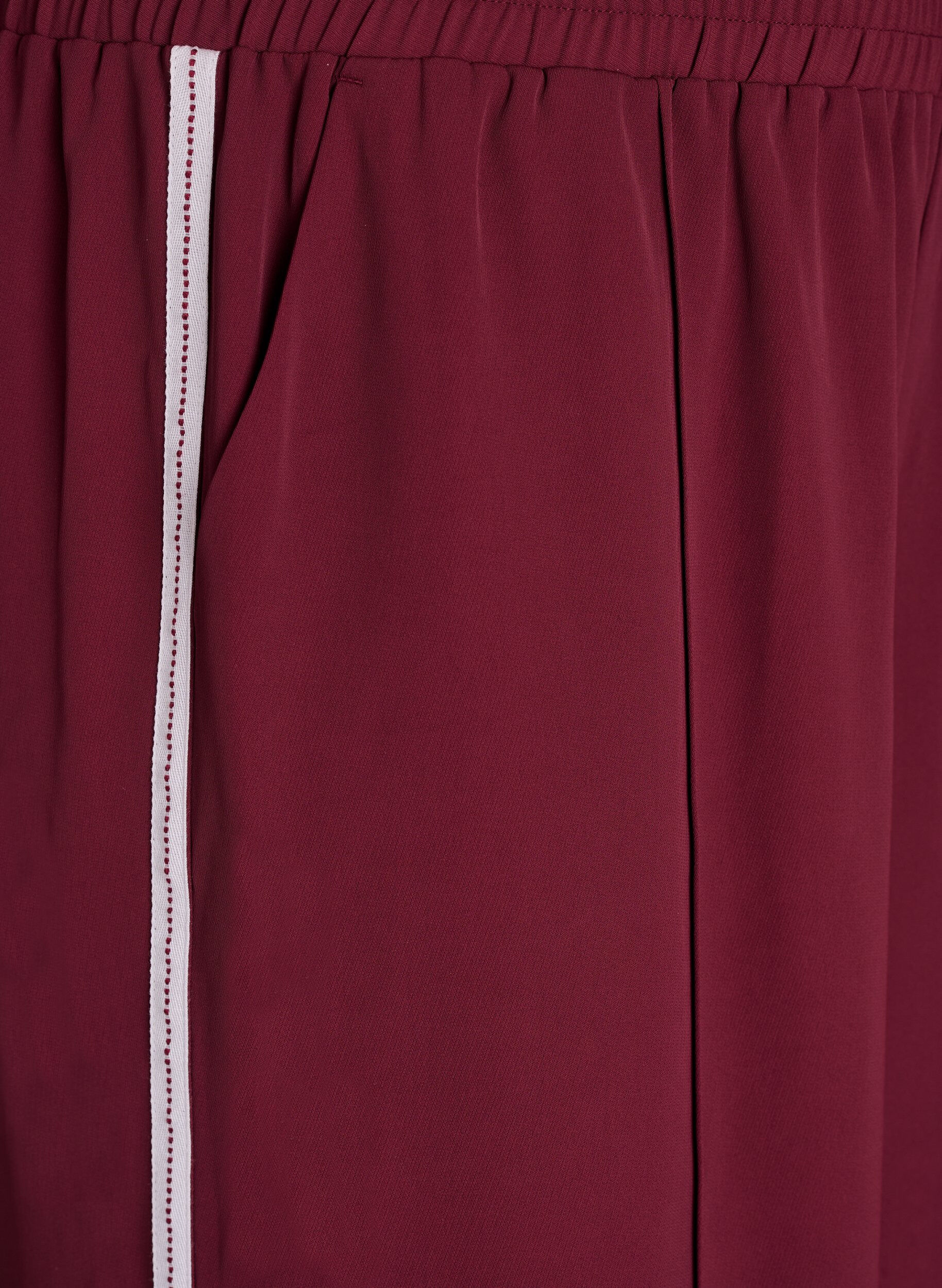 Zizzifashion Sporty trousers with straight legs and side stripes, Dark Bordeaux, Packshot image number 2