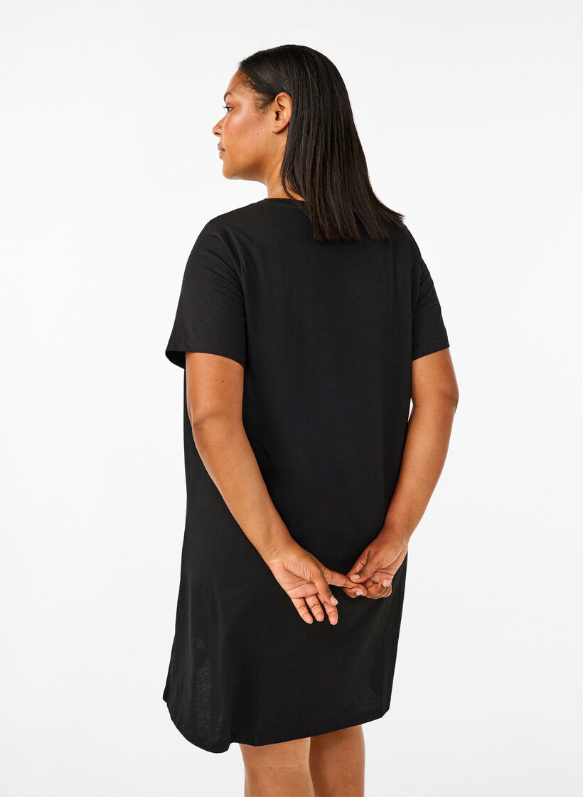 Organic cotton nightgown with v-neck, , Model image number 2