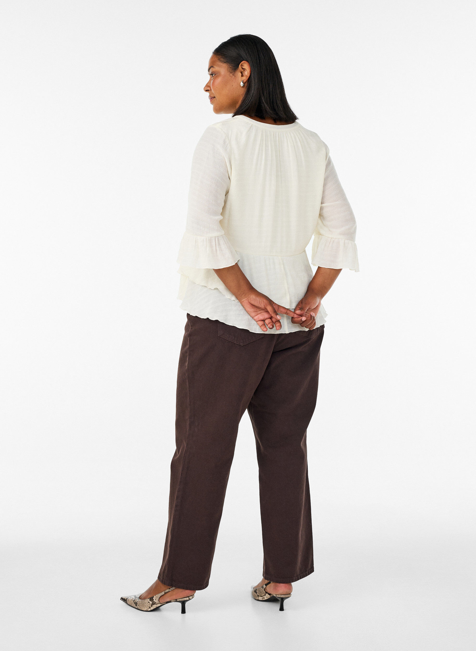 ZizzifashionBlouse with 3/4-sleeves and ruffle details, Vanilla, Model image number 2