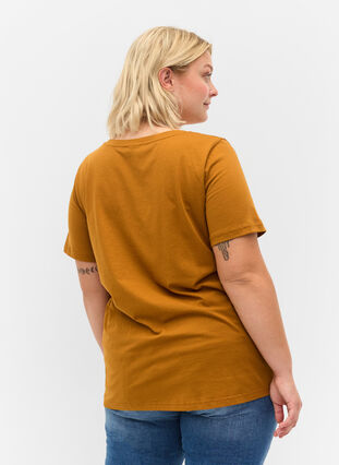 T-shirt with print in cotton, Cathay Spice UPBEAT, Model image number 1