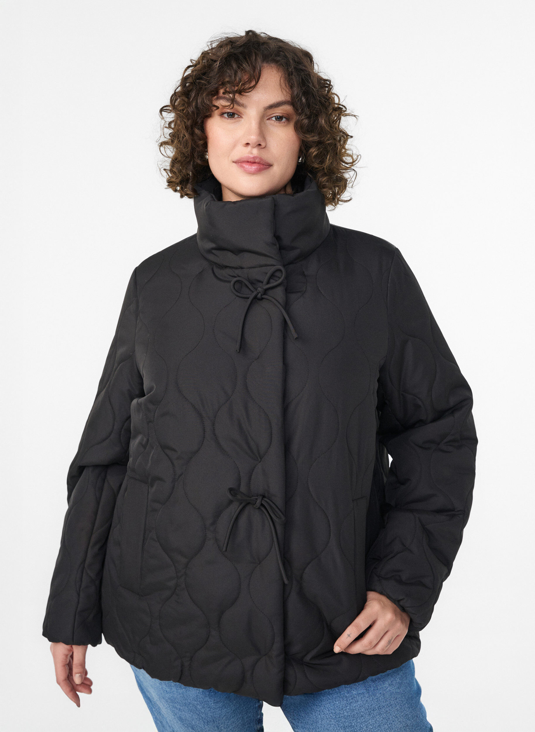 Short quilted jacket with bows and high collar, Black, Model