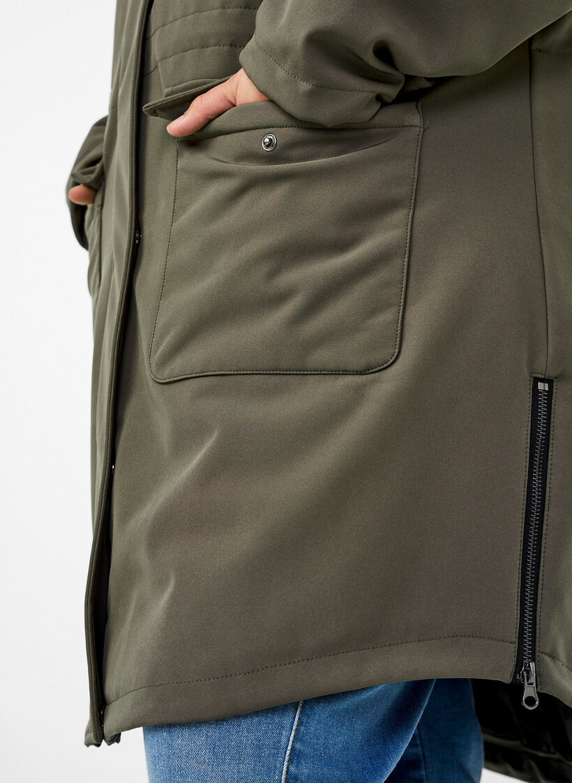 Water-repellent softshell jacket with quilted lining, Green, Model image number 4