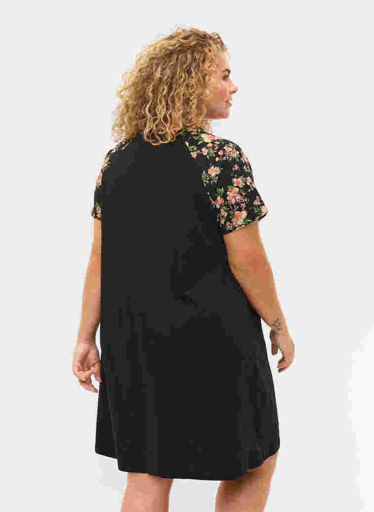 Short sleeve cotton nightdress with print details, Black Flower, Model image number 1