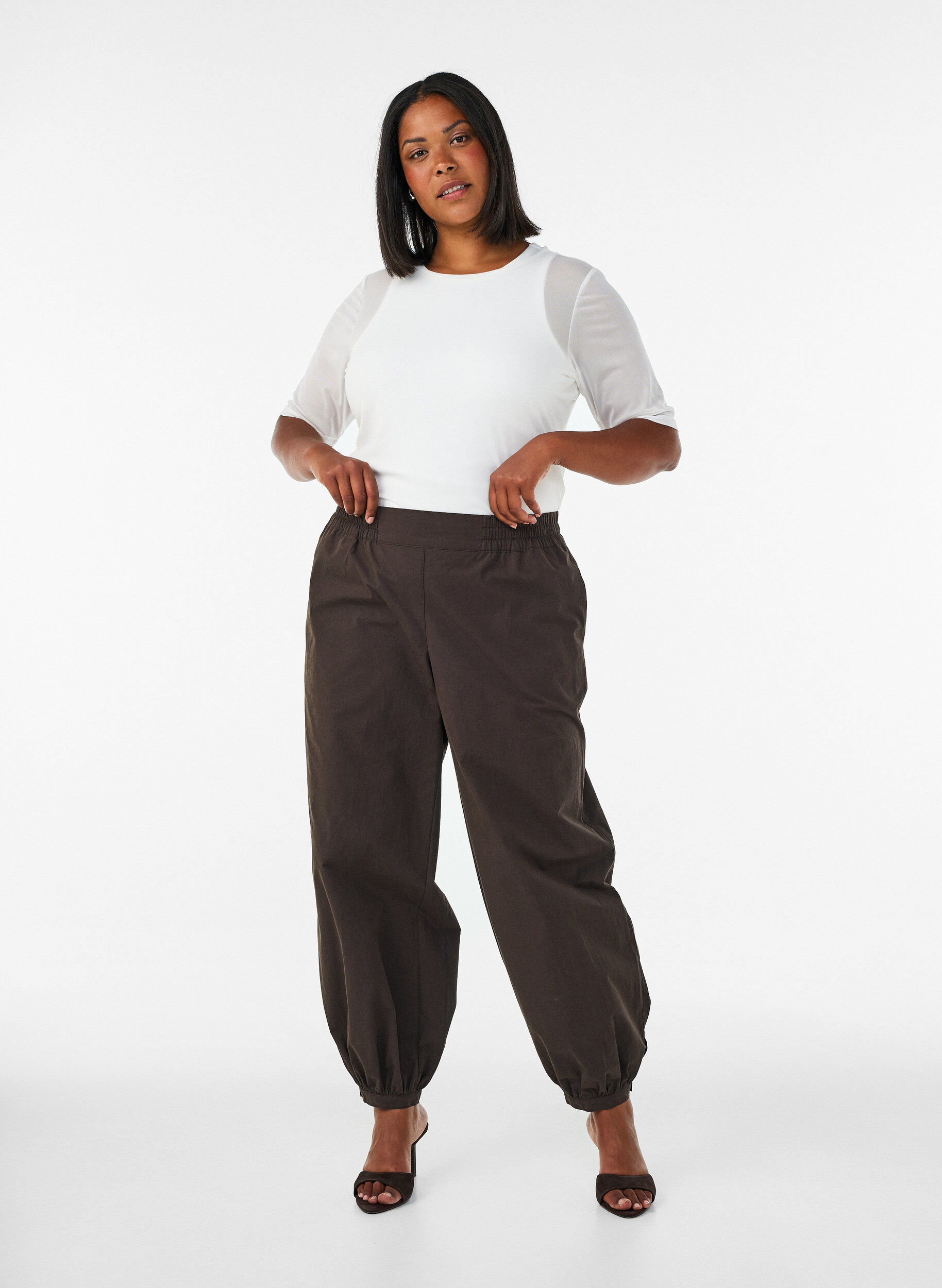 ZizzifashionMesh top with short sleeves and round neck, Vanilla, Model image number 1