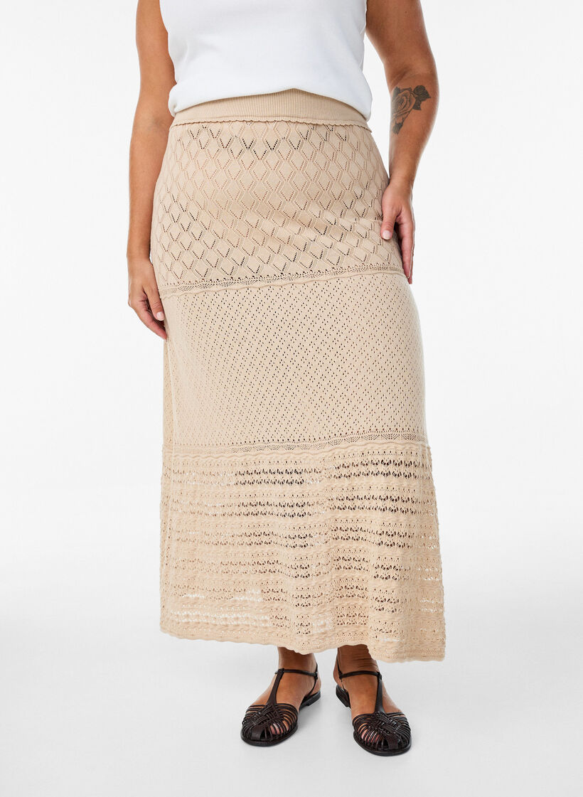 Knitted skirt with eyelet embroidery, Beige, Model image number 2