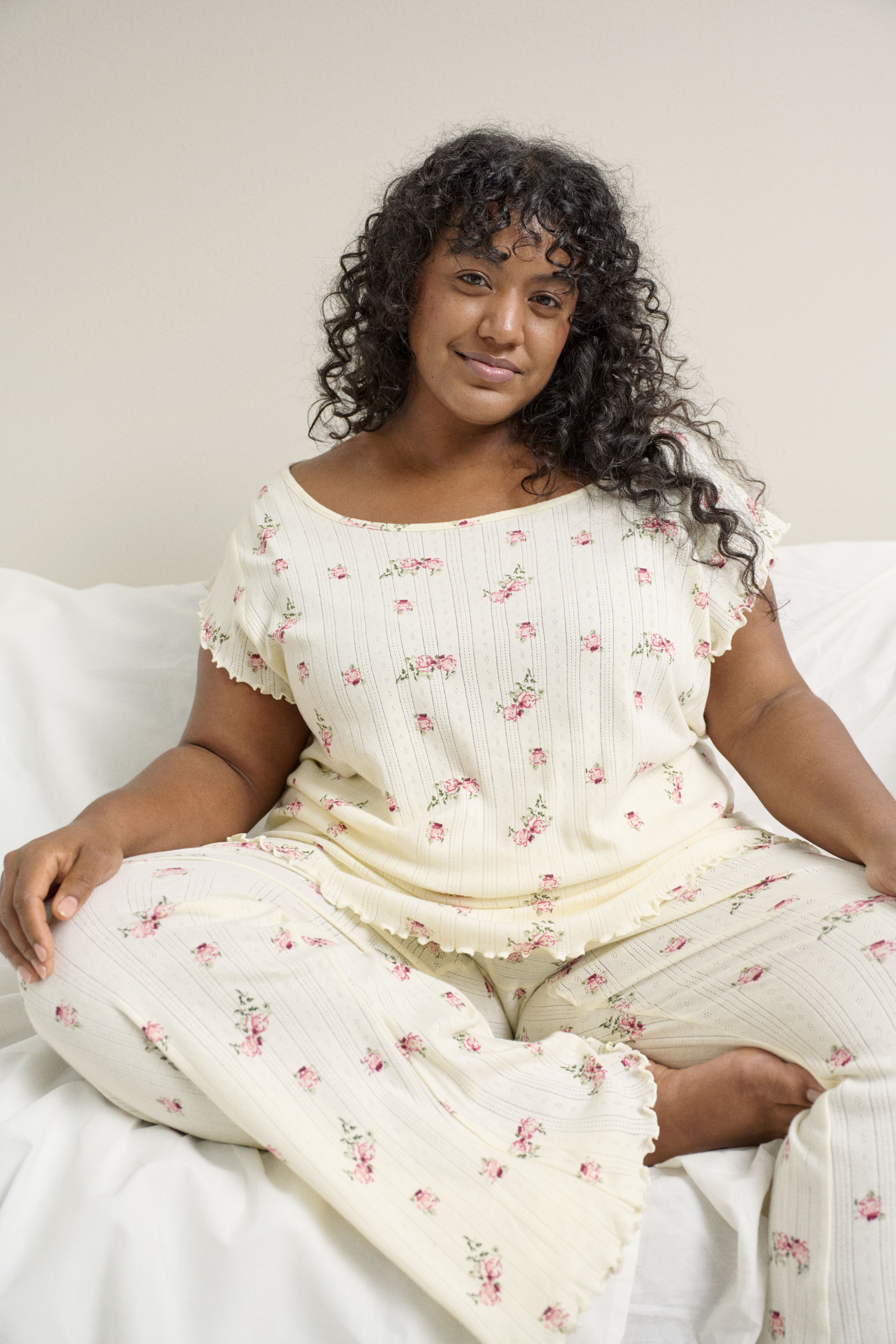 Zizzifashion Lace and flowers, , Model