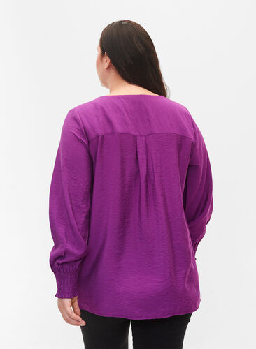 Viscose shirt with smock sleeves, Grape Juice, Model image number 1