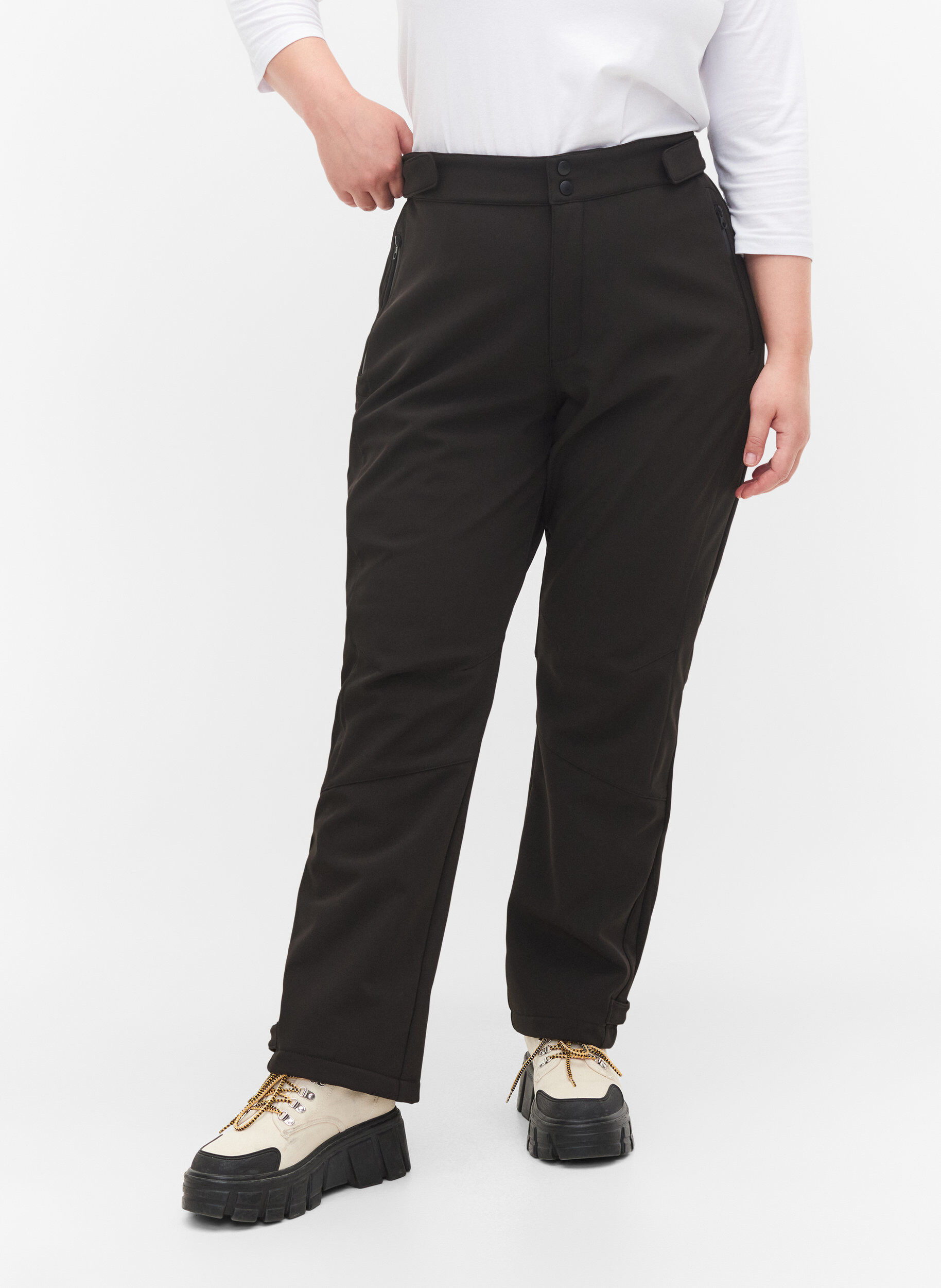 ZizzifashionSoftshell trousers with adjustable velcro, Black, Model image number 0