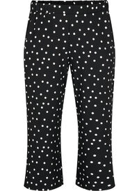 Loose trousers with 7/8-length