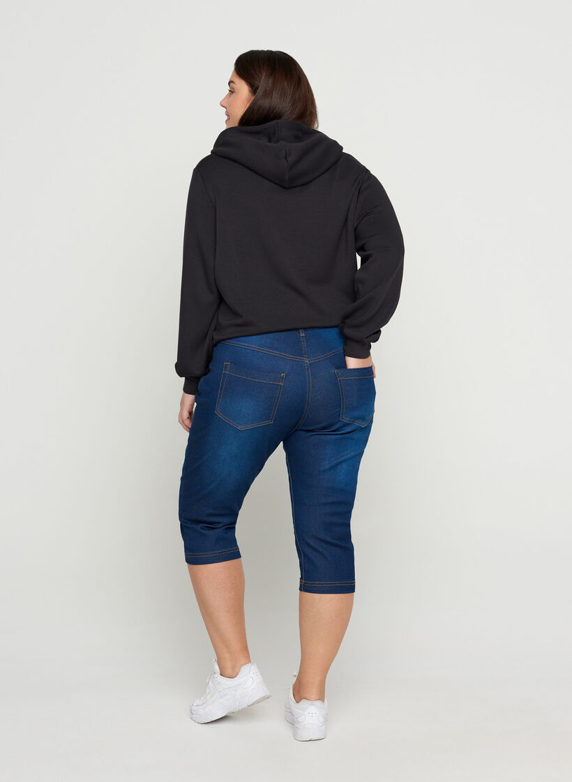 Slim fit Emily capri jeans, Blue, Model image number 1