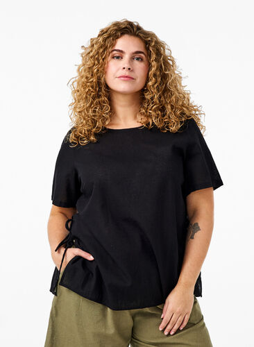 Short-sleeved blouse in a cotton blend with linen and lace detail, Black, Model image number 0