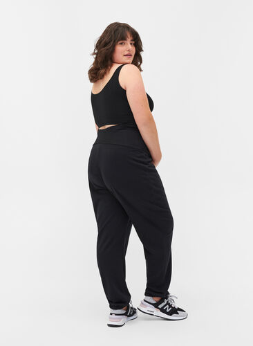Maternity sweatpants, Black, Model image number 1