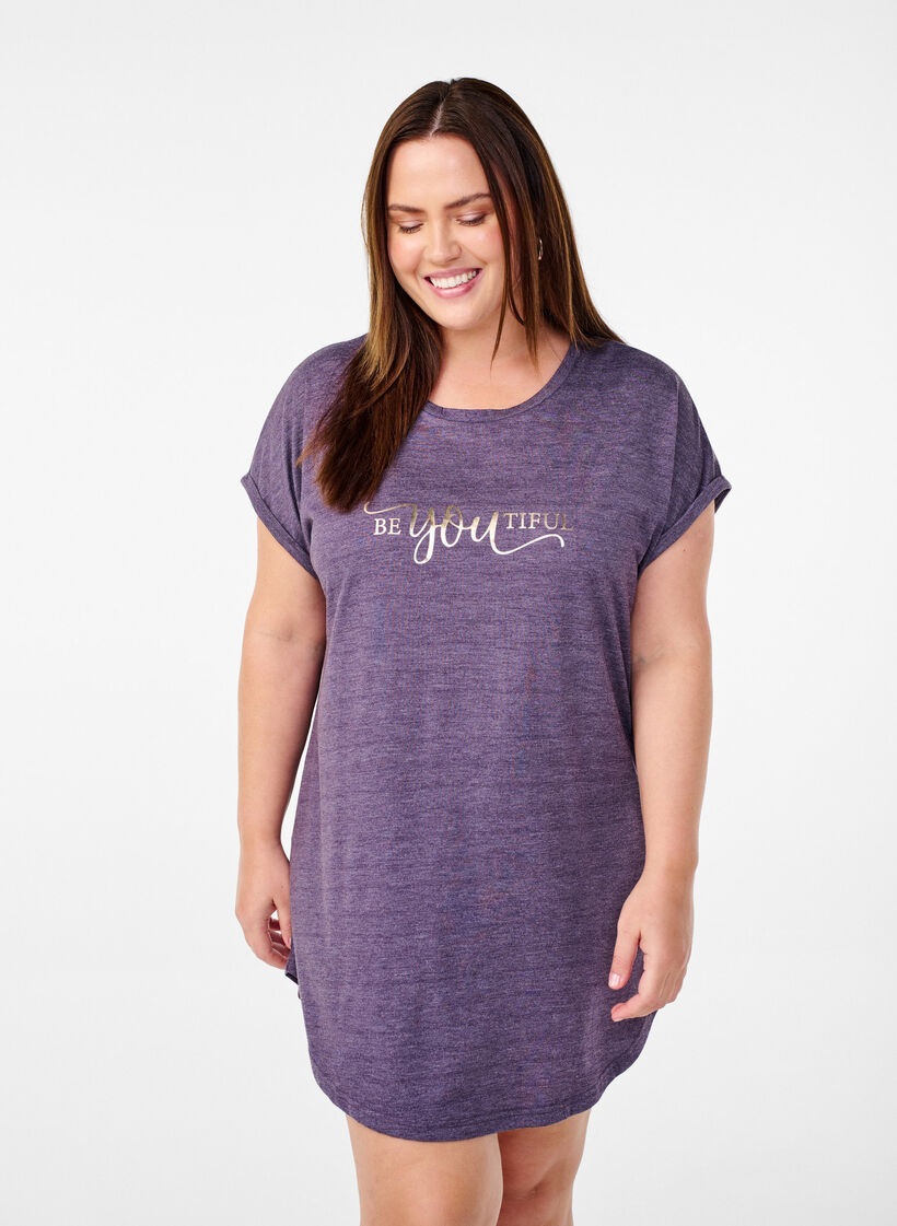 Short sleeve nightgown with text print, , Model image number 0