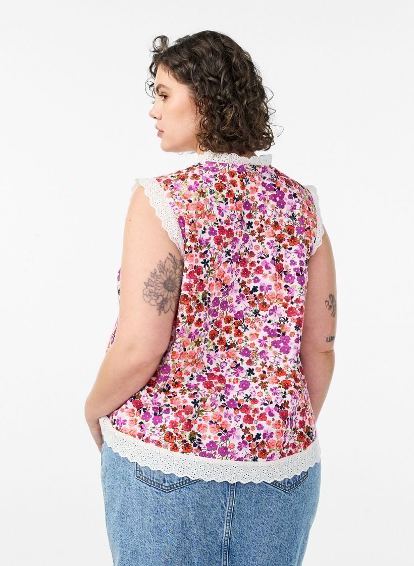 Sleeveless cotton blouse with floral print and broderie anglaise, Pink, Model image number 2
