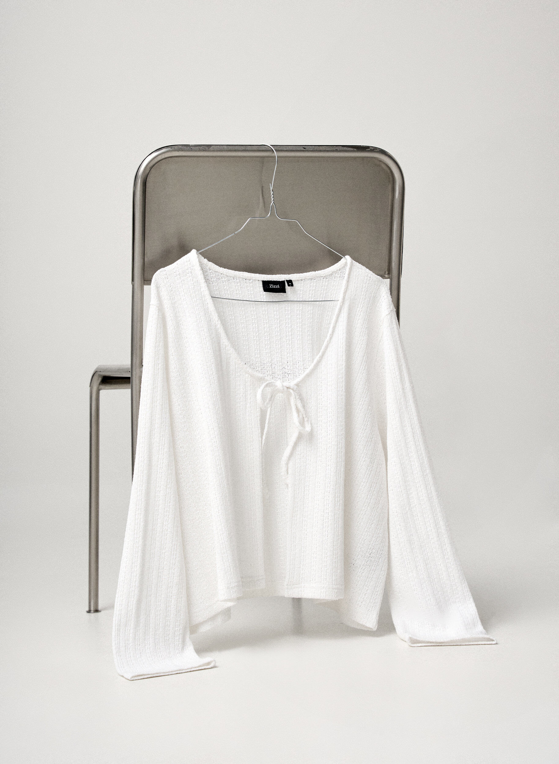 Jersey cardigan with texture and tie front