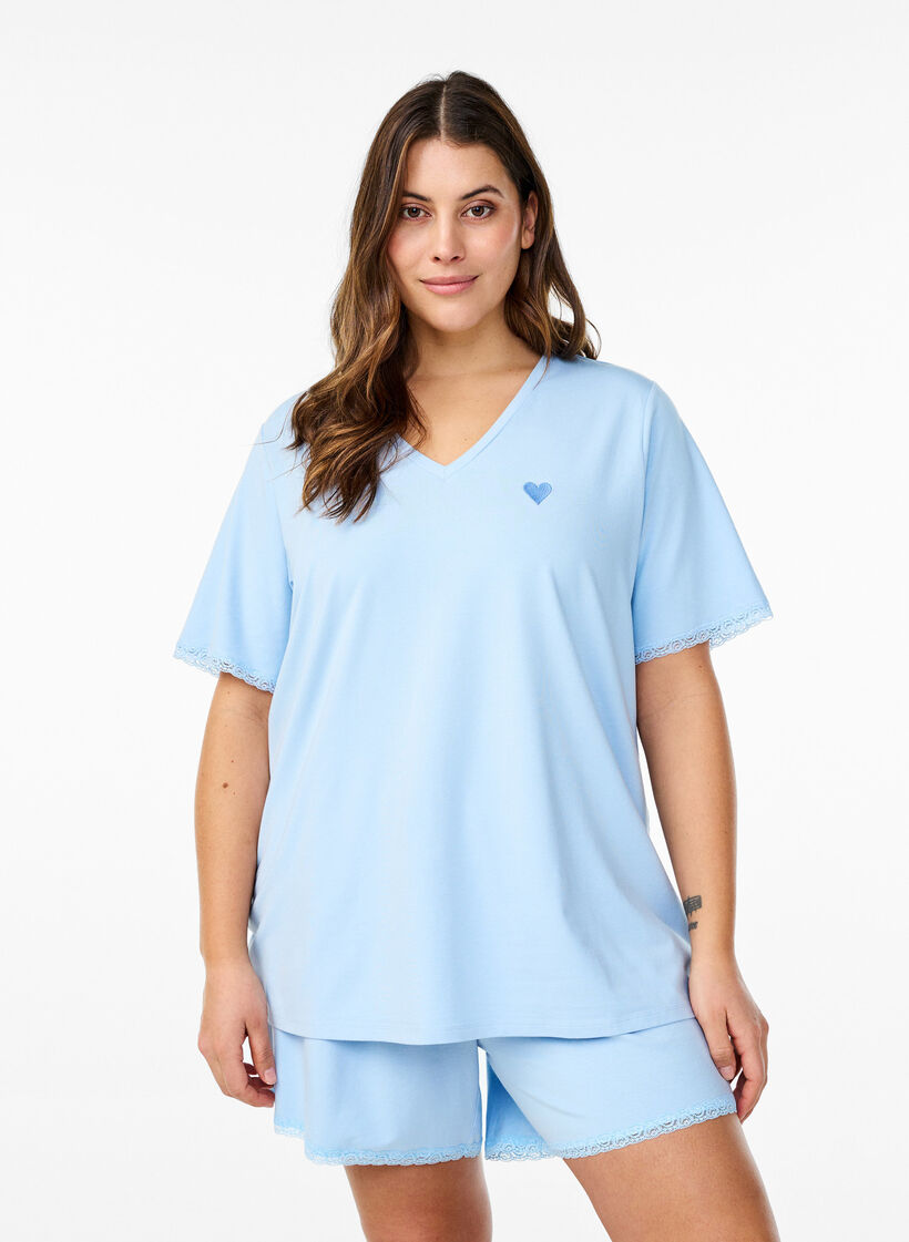 Loose shorts in a modal blend with a lace trim, Dutch Canal, Model image number 0