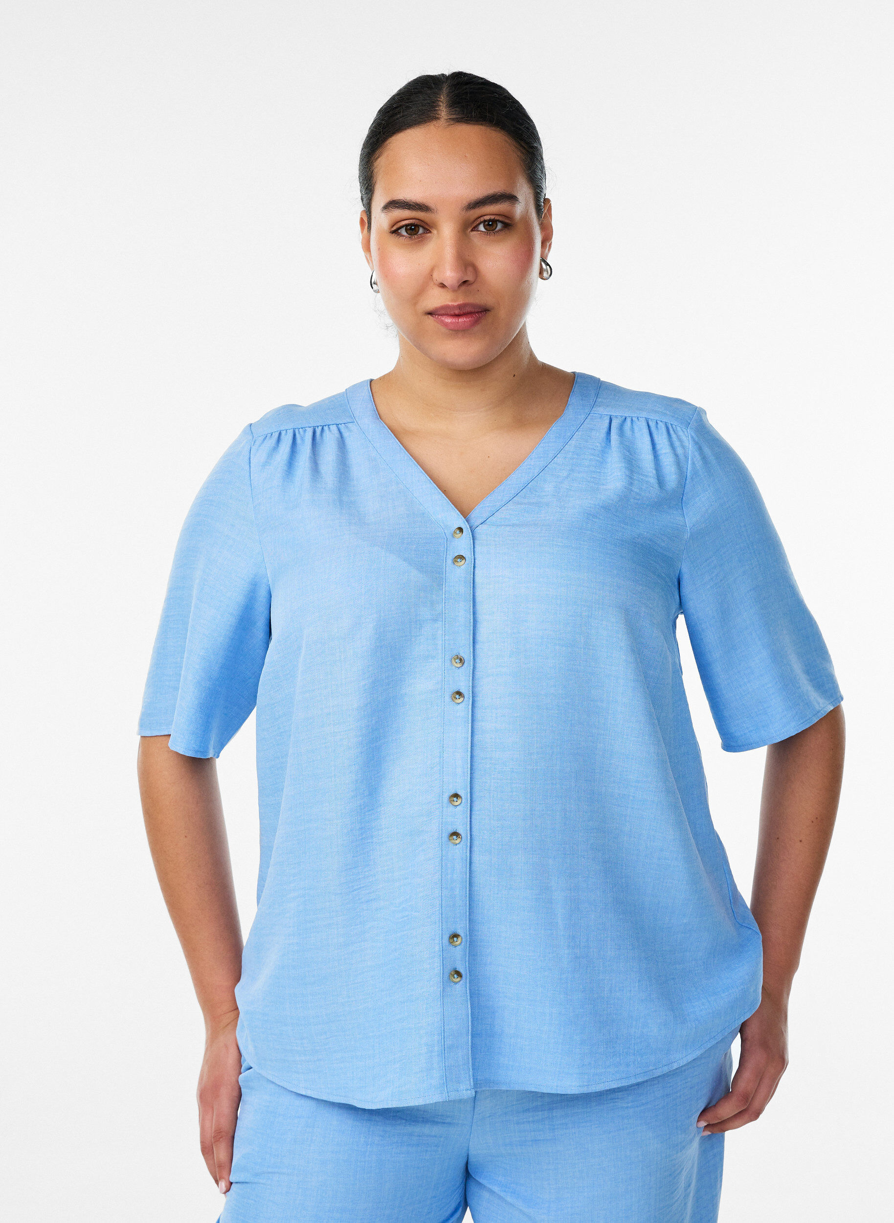 ZizzifashionV-neck shirt blouse with short sleeves, Light Blue, Model image number 0