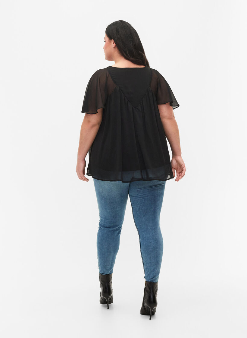 Jeggings with rip, Blue denim, Model image number 1