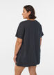 Long night T-shirt in organic cotton with print, Dark Grey, Model image number 2