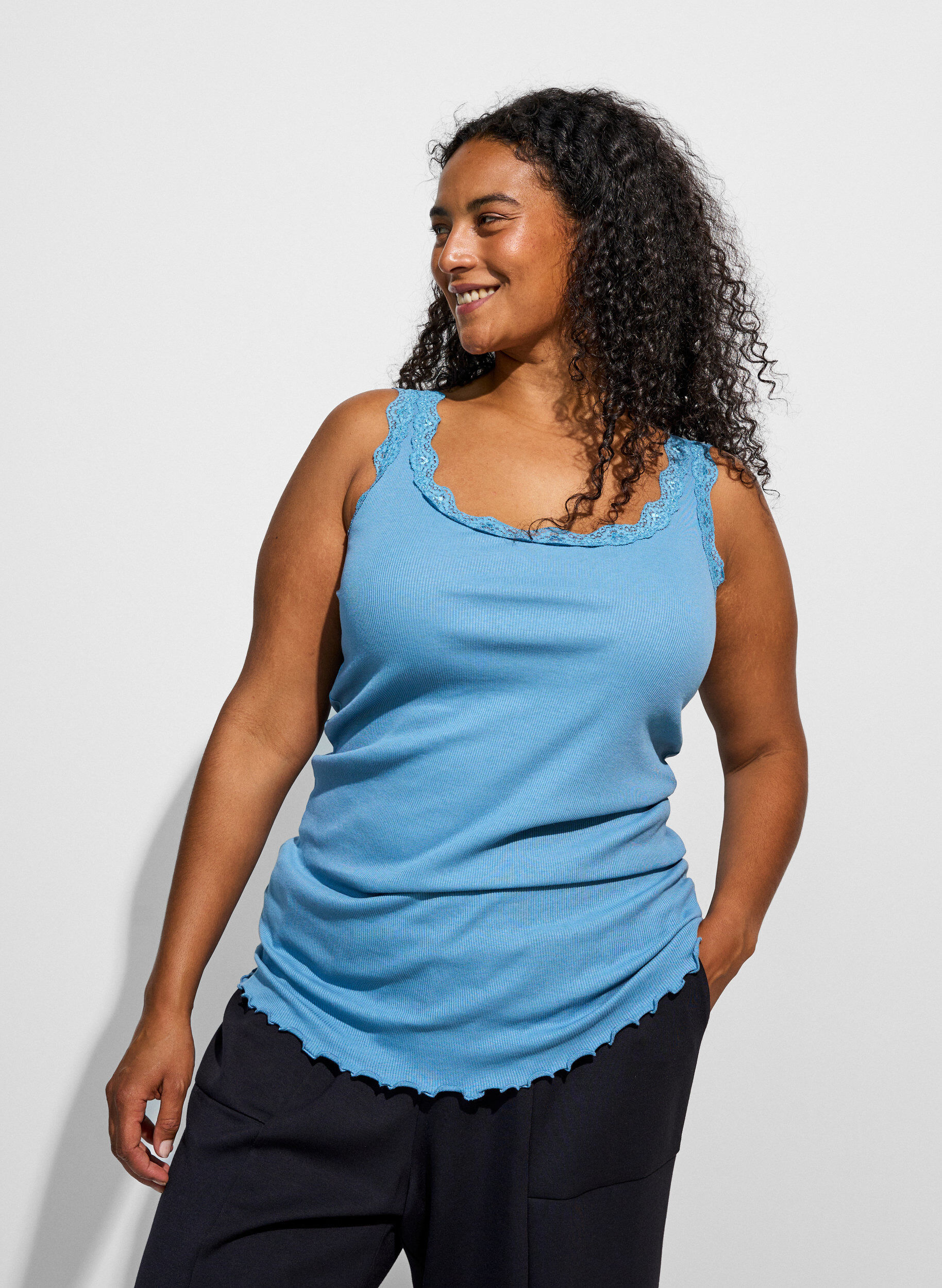 ZizzifashionTop with lace trim, Blue, Model image number 3