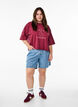 Short T-shirt with a loose fit, Dark Bordeaux, Model image number 1