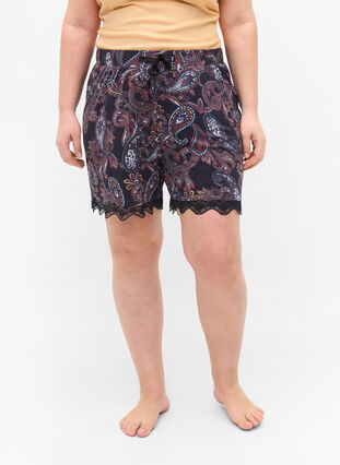 Viscose pyjama shorts with lace detail, PAISLEY PRINT, Model image number 1