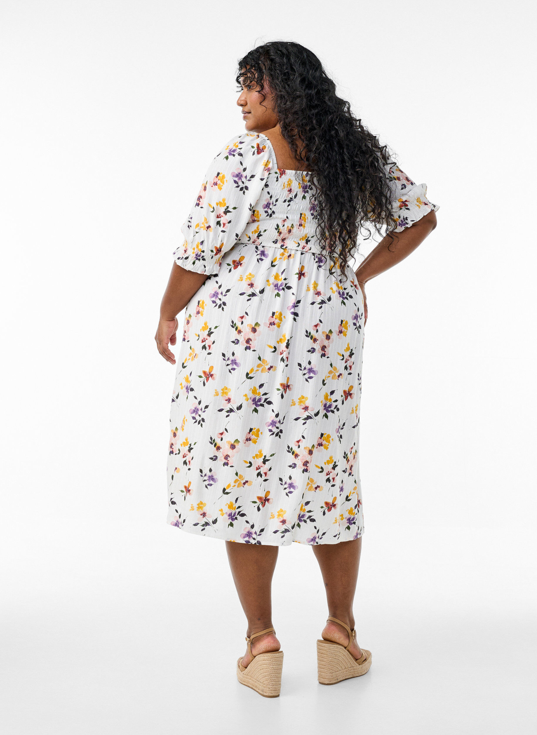 ZizzifashionFloral viscose midi dress with smock, White, Model image number 1