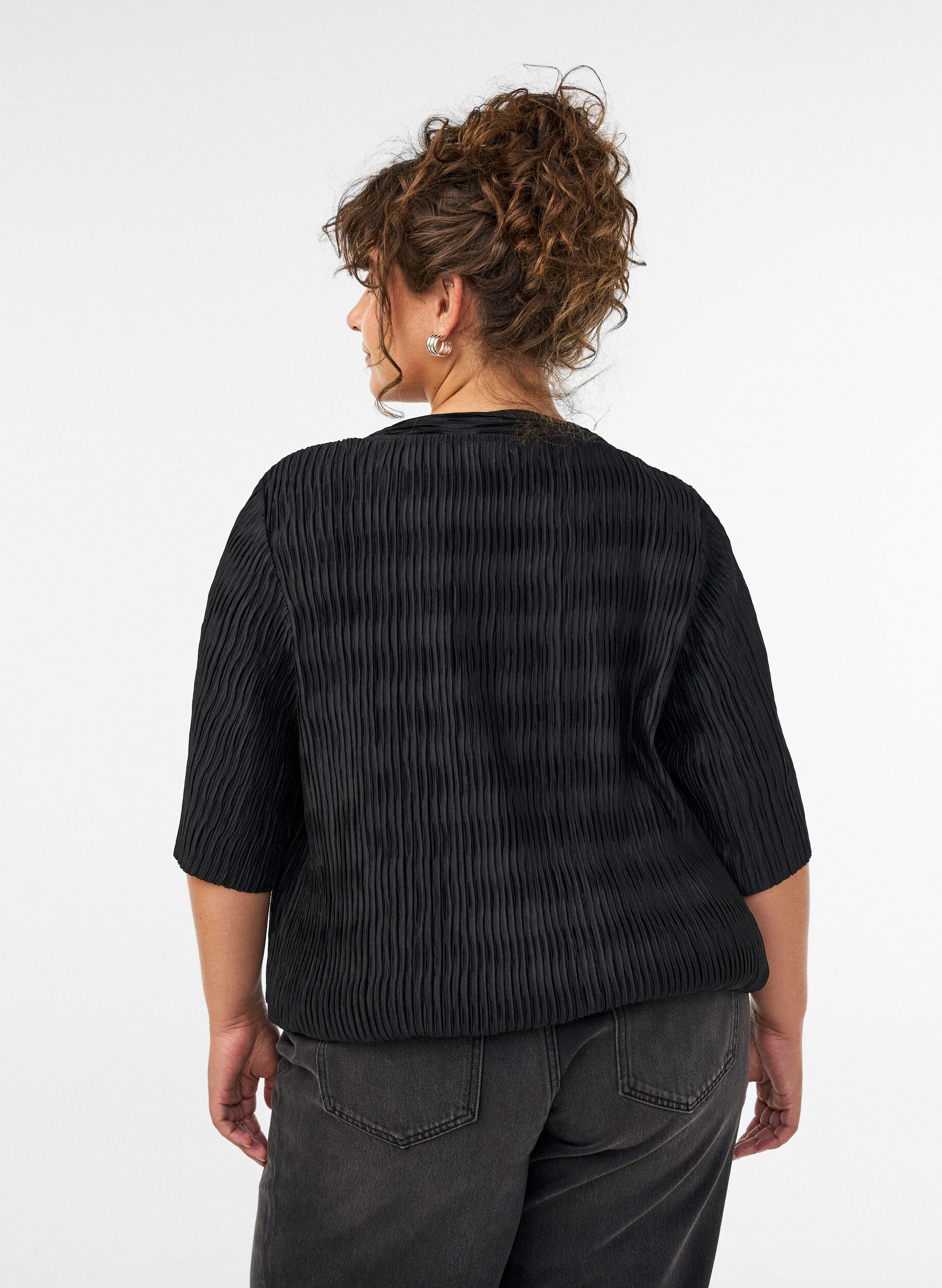 ZizzifashionBlouse with wavy texture and balloon shape, Black, Model image number 2