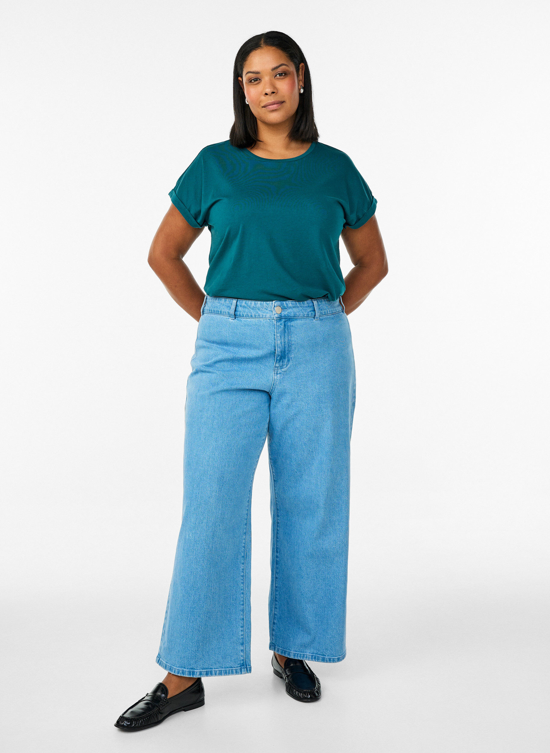 Zizzifashion Short-sleeved t-shirt in a cotton blend, Green, Model image number 1