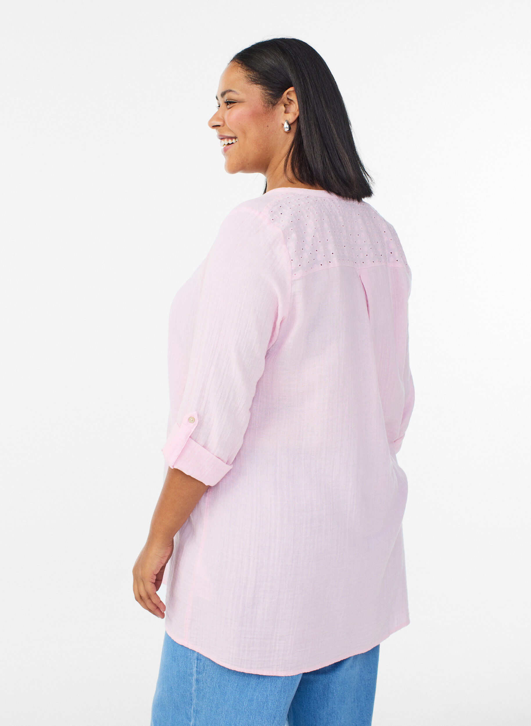 Zizzifashion Cotton muslin tunic with broderie anglaise, Rose, Model image number 2