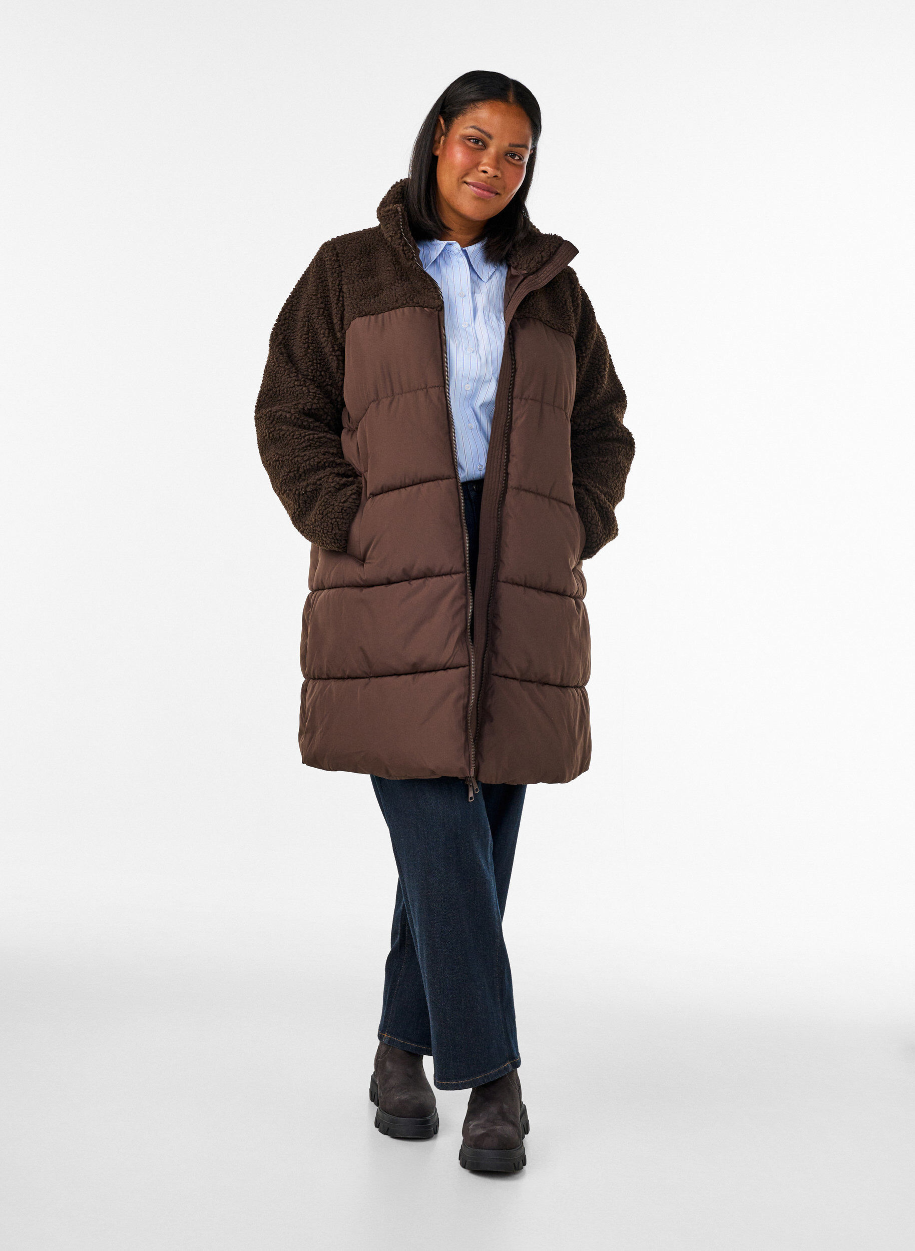 ZizzifashionMid-length puffer jacket with teddy fleece, Brown, Model image number 1