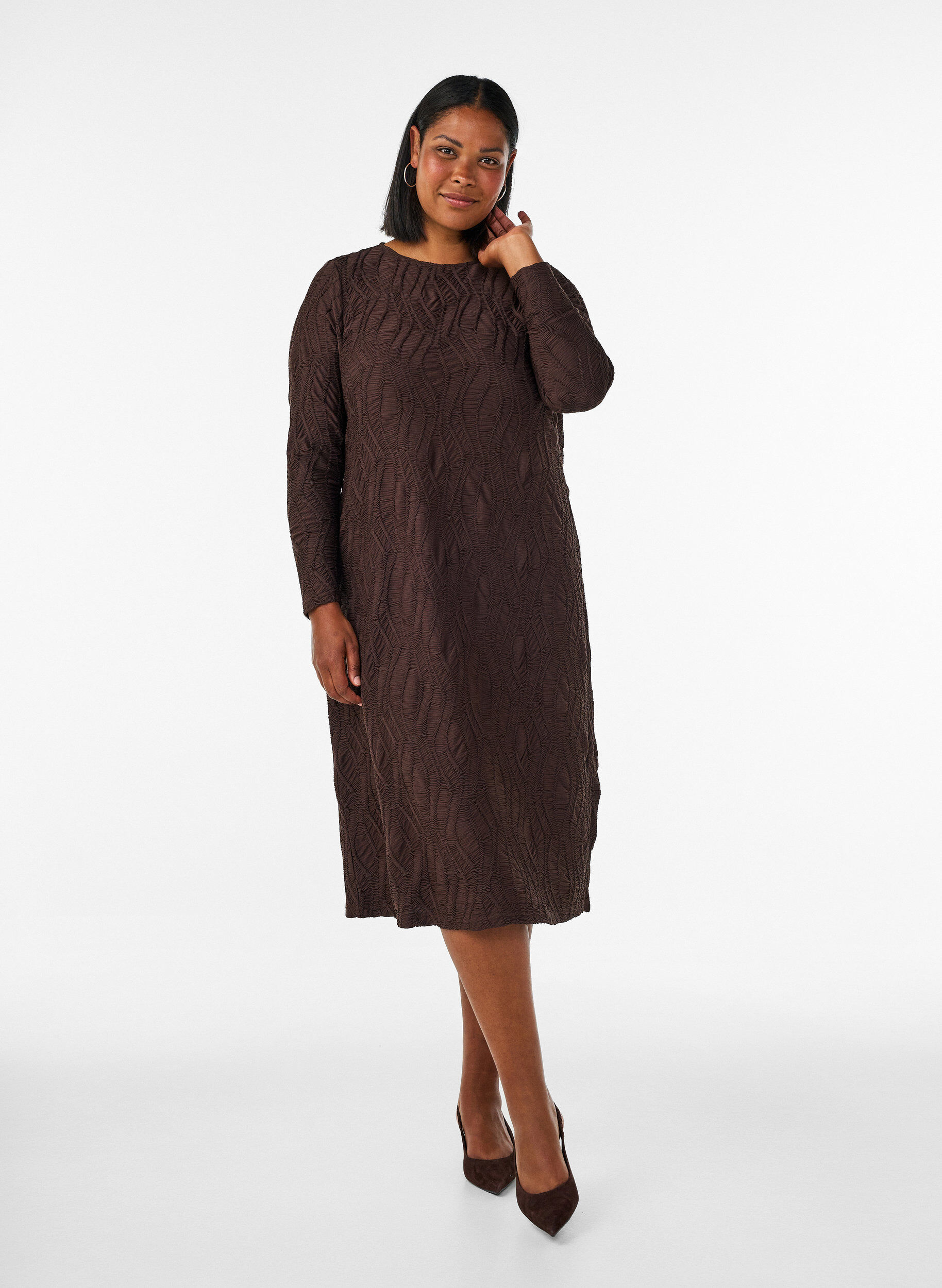 ZizzifashionMidi dress with a wavy texture and long sleeves, Brown, Model image number 0