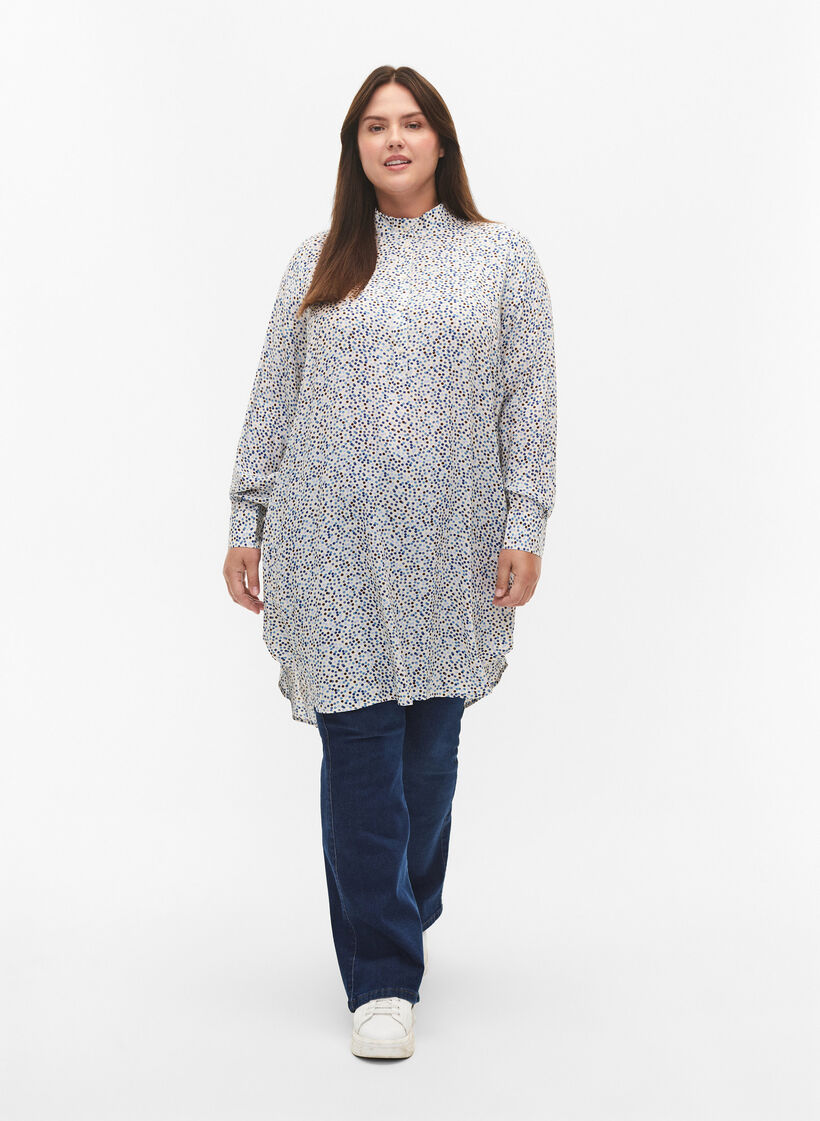 Dotted viscose dress with buttons, Blue Dot AOP, Model image number 2