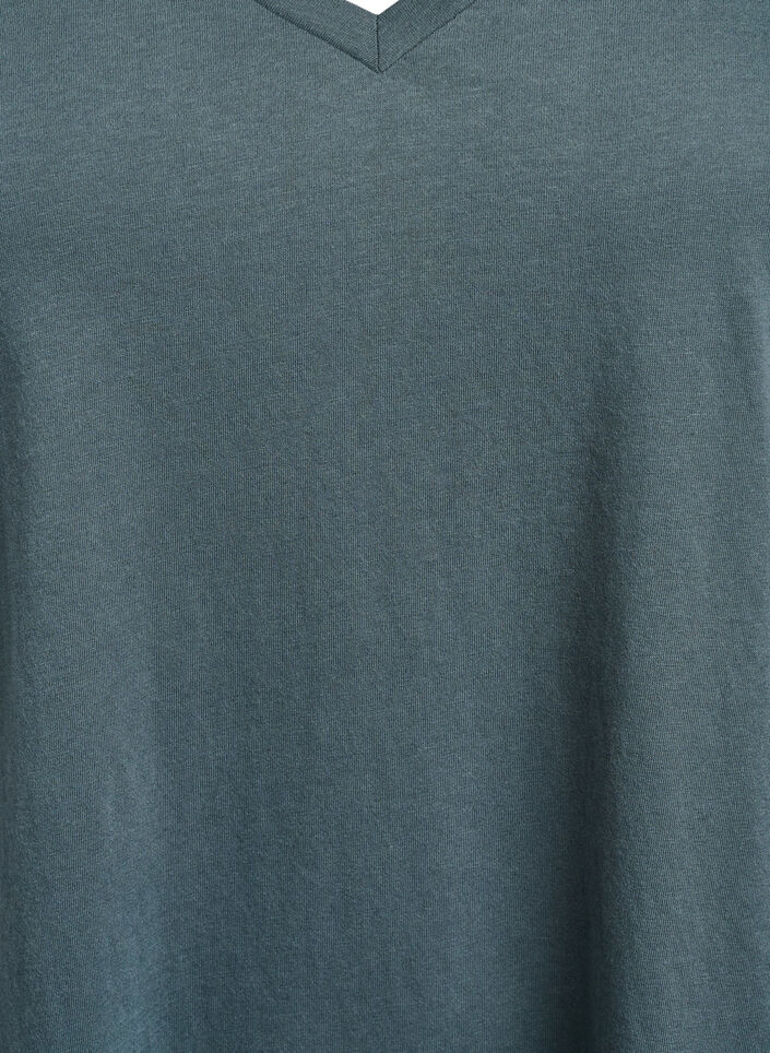 V-neck T-shirt, Green, Packshot image number 2