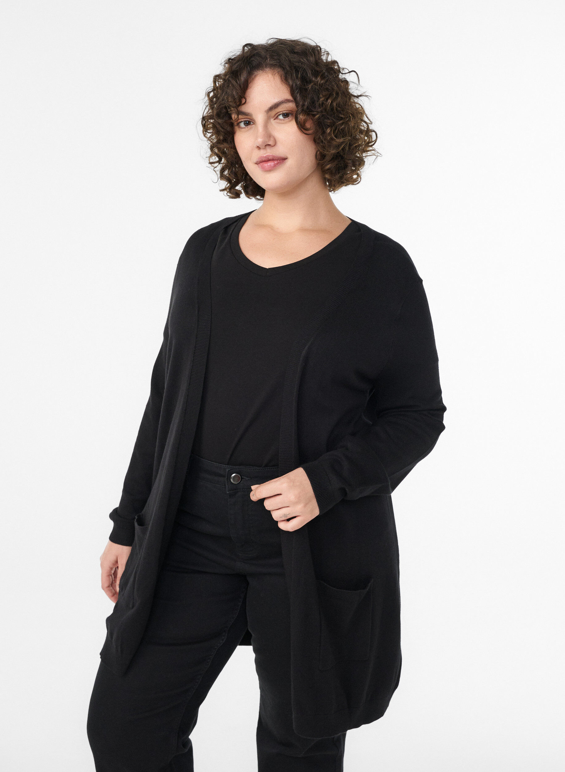 Zizzifashion Long knitted cardigan in a viscose blend, Black, Model image number 0