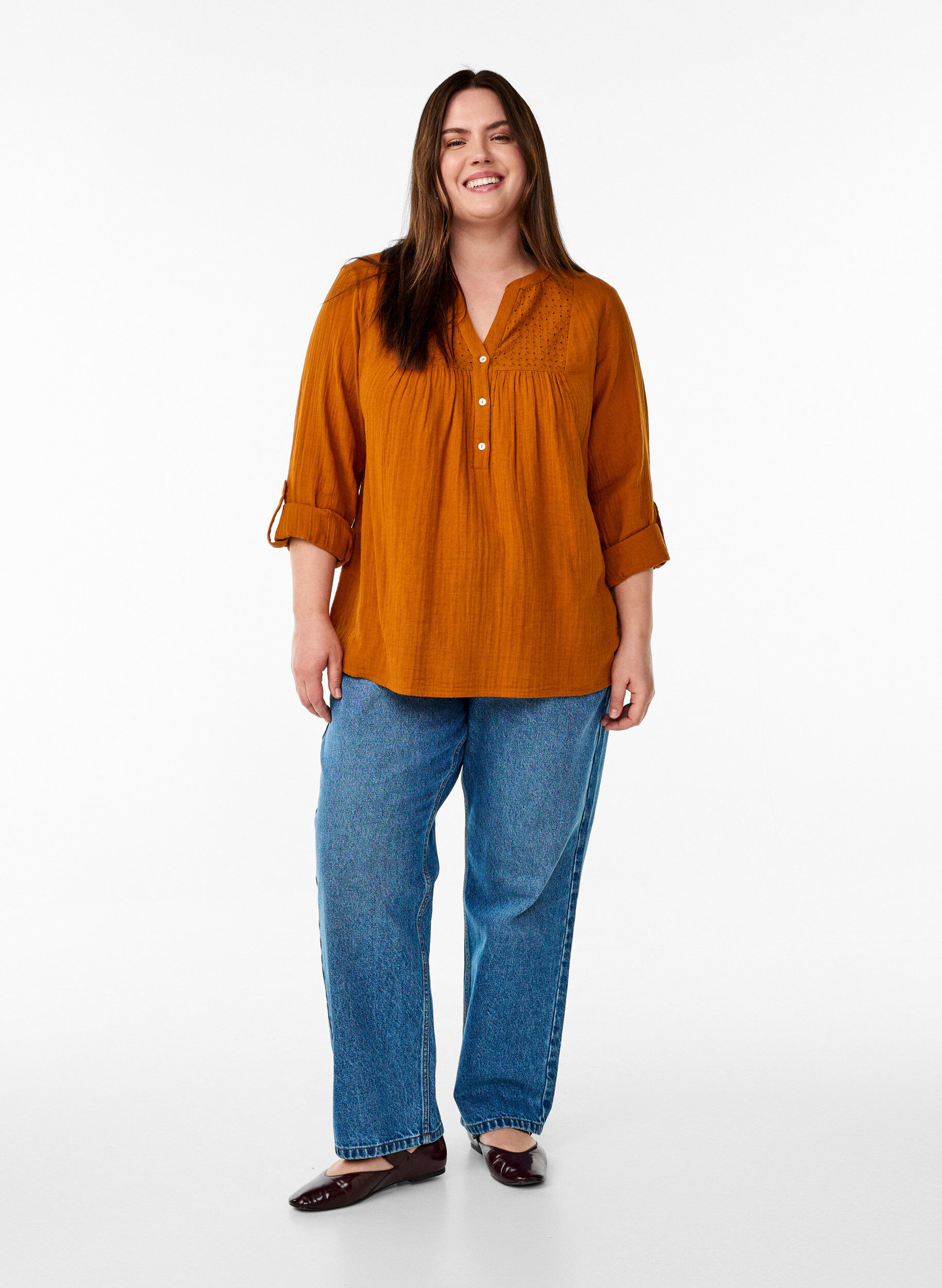 ZizzifashionBlouse in cotton muslin with broderie anglaise, Orange, Model image number 1