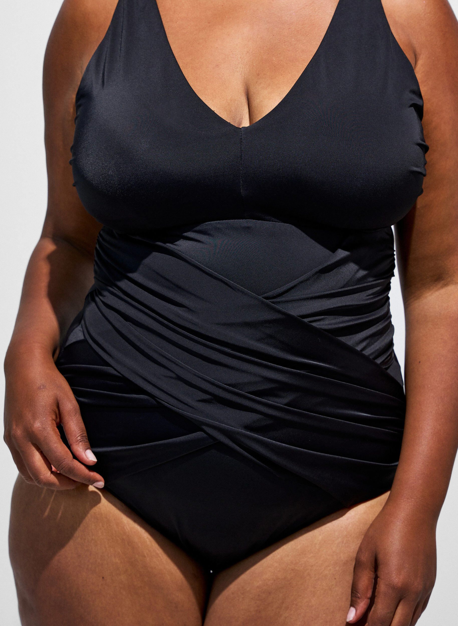 ZizzifashionSwimsuit with a draped cross detail, Black, Model image number 2