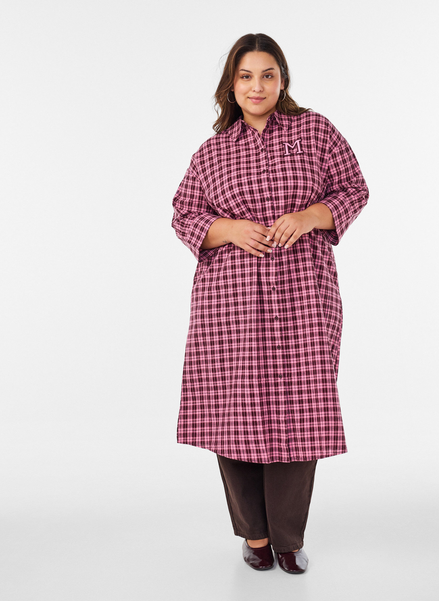 Long checked shirt with 3/4 sleeves, Pink, Model