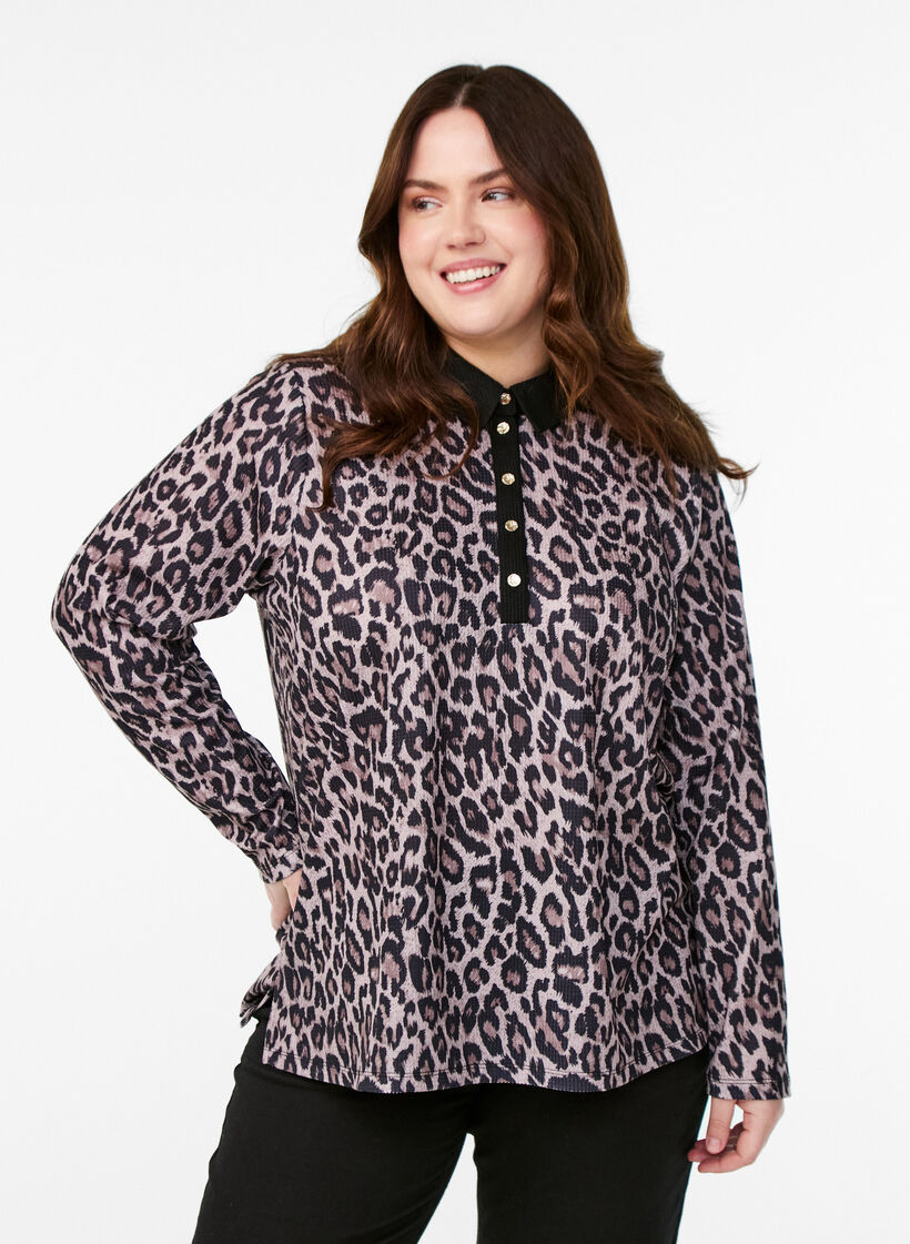Polo shirt with leopard print and gold-coloured buttons, Brown, Model image number 0