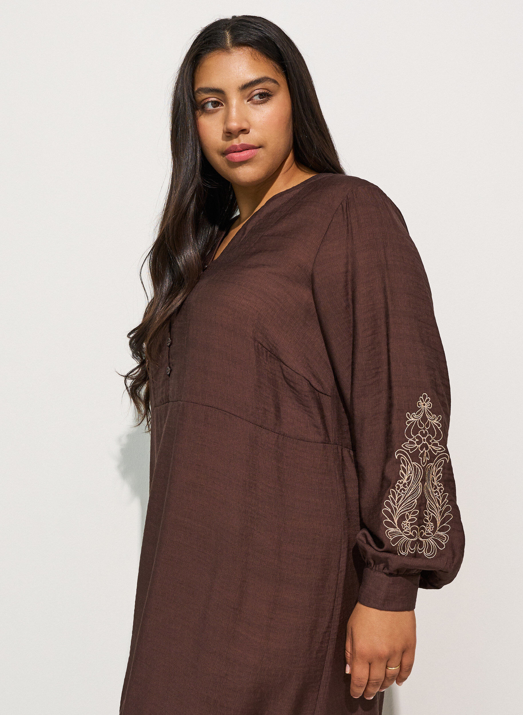 ZizzifashionViscose dress with embroidery and tiered ruffles, Brown, Model image number 2