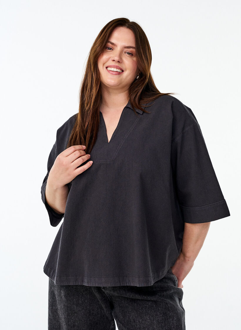 Loose blouse with collar and 1/2 sleeves, Black, Model image number 0