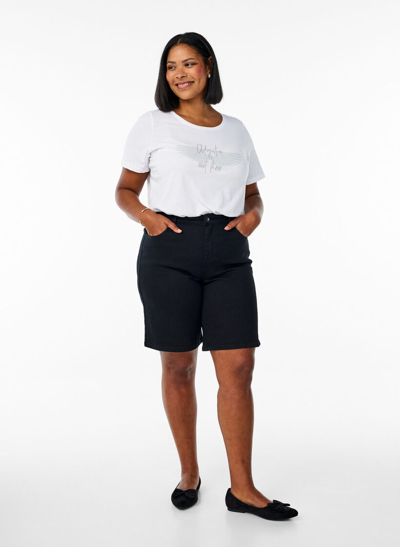 FLASH - Loose denim shorts with high waist, Black, Model image number 1