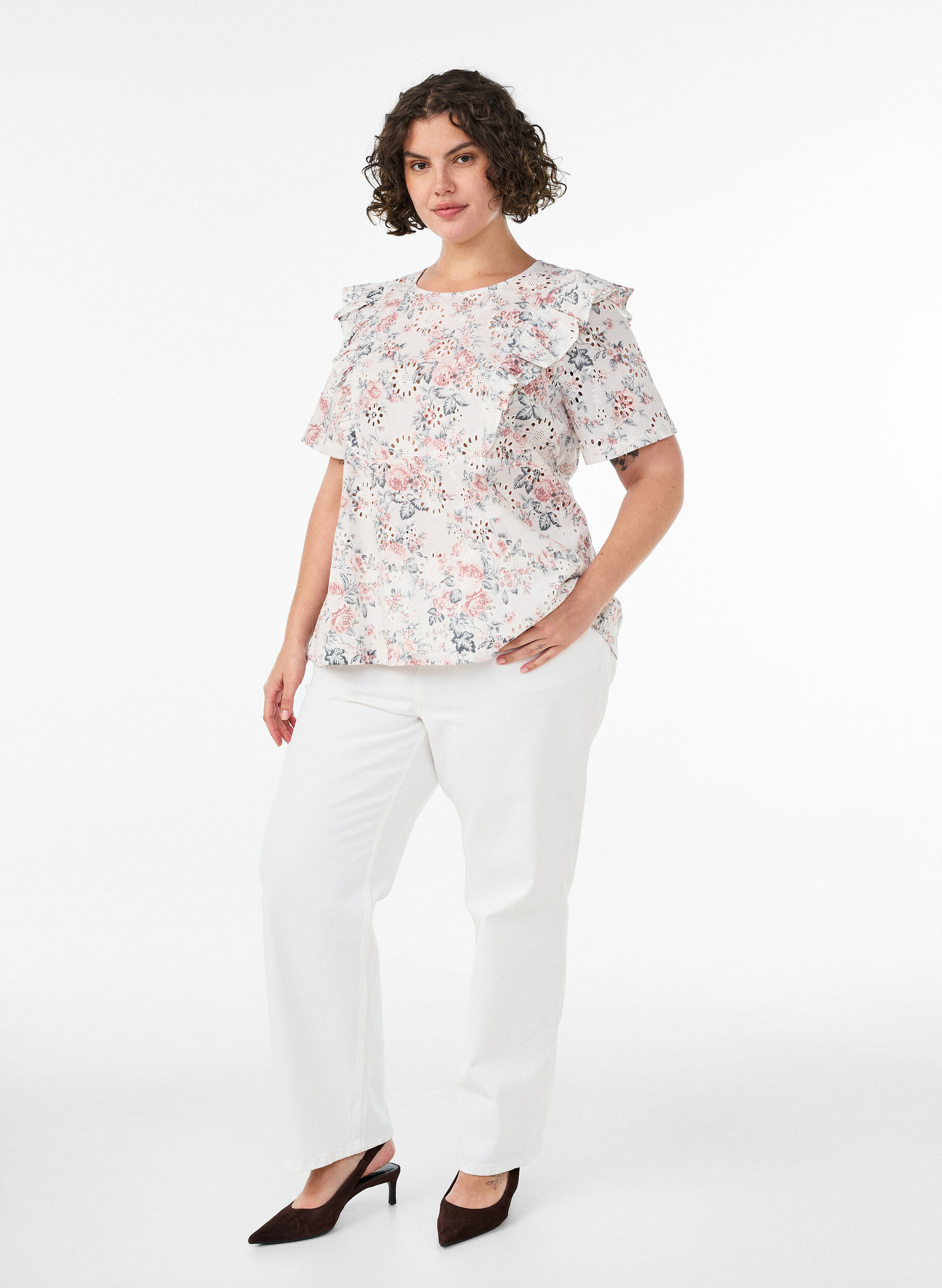 ZizzifashionCotton blouse with broderie anglaise and ruffles, Red, Model image number 1