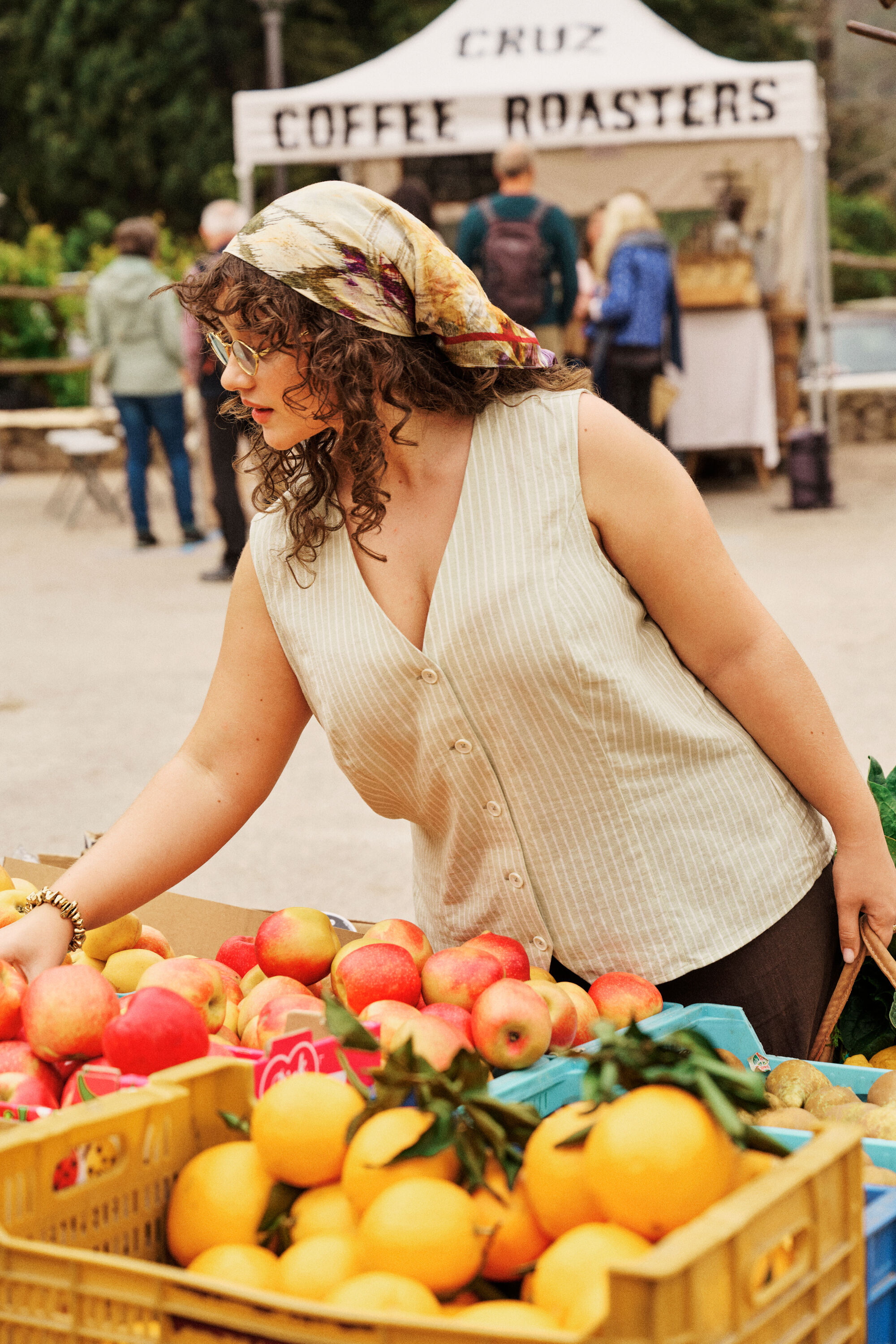 ZizzifashionRelaxed Mediterranean elegance, , Model