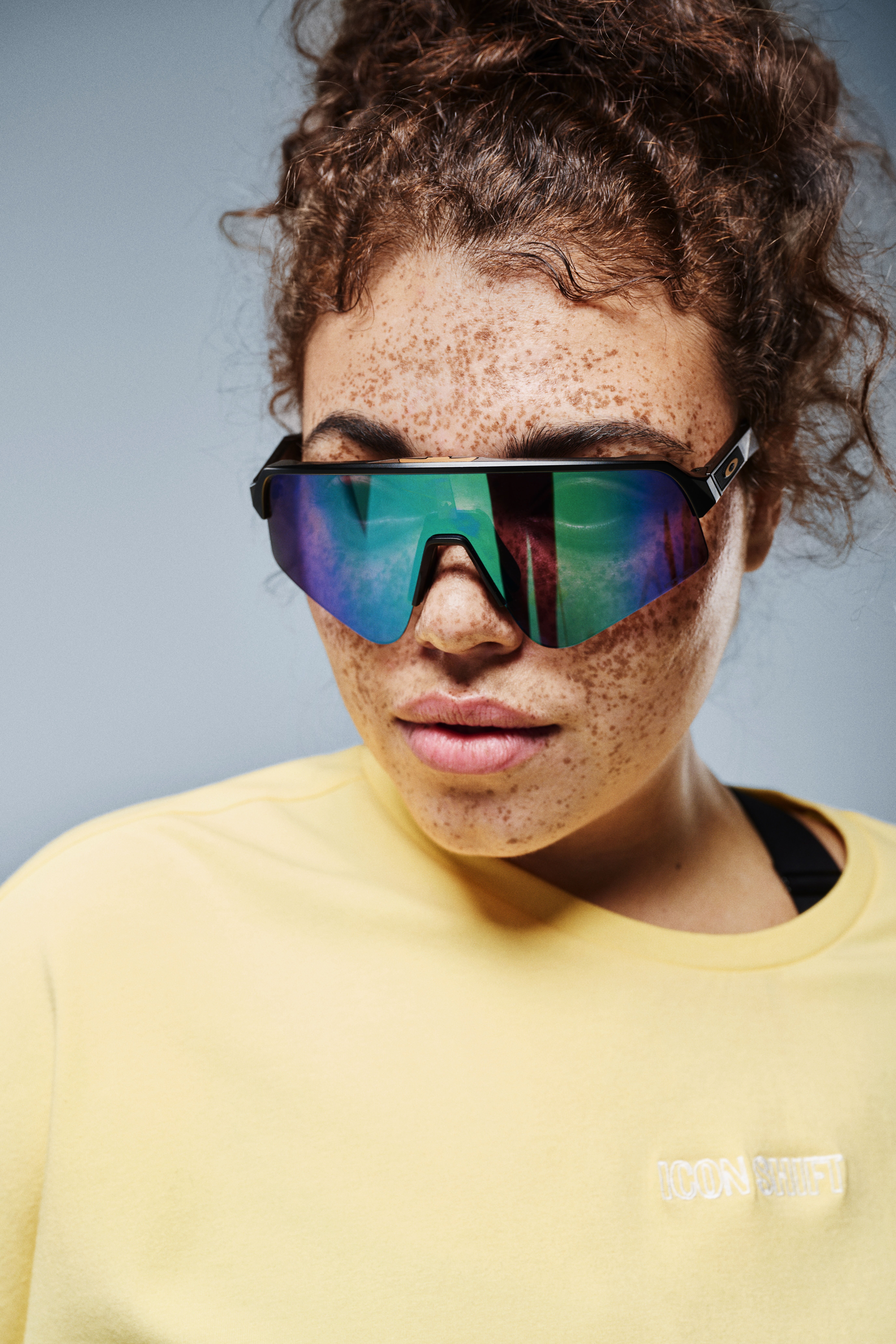 Zizzifashion T-shirt and hoodie, , Model